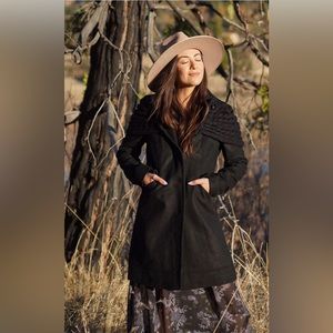 Lovestitch women’s size S black peacoat NWT